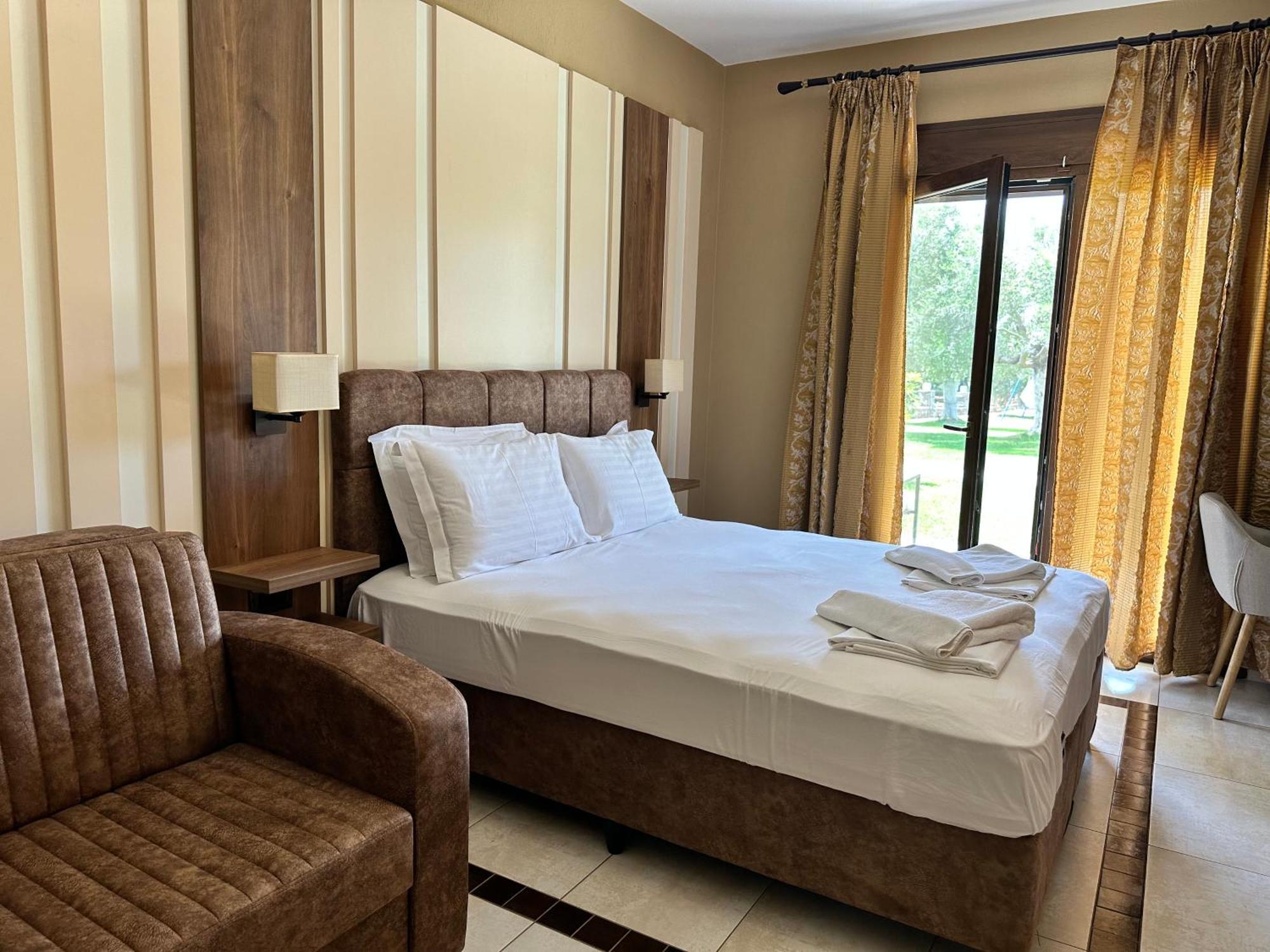 Saint George Sithonia Apartment Неос Мармарас Екстериор снимка